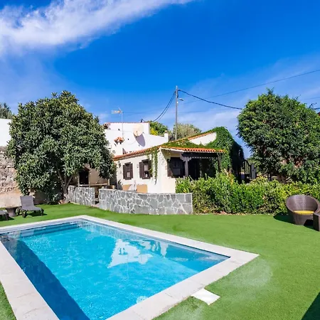 Holiday home Peaceful Near Vega de San Mateo