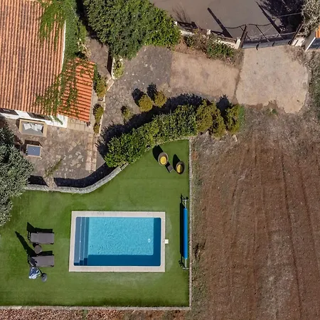 Holiday home Peaceful Near Vega de San Mateo